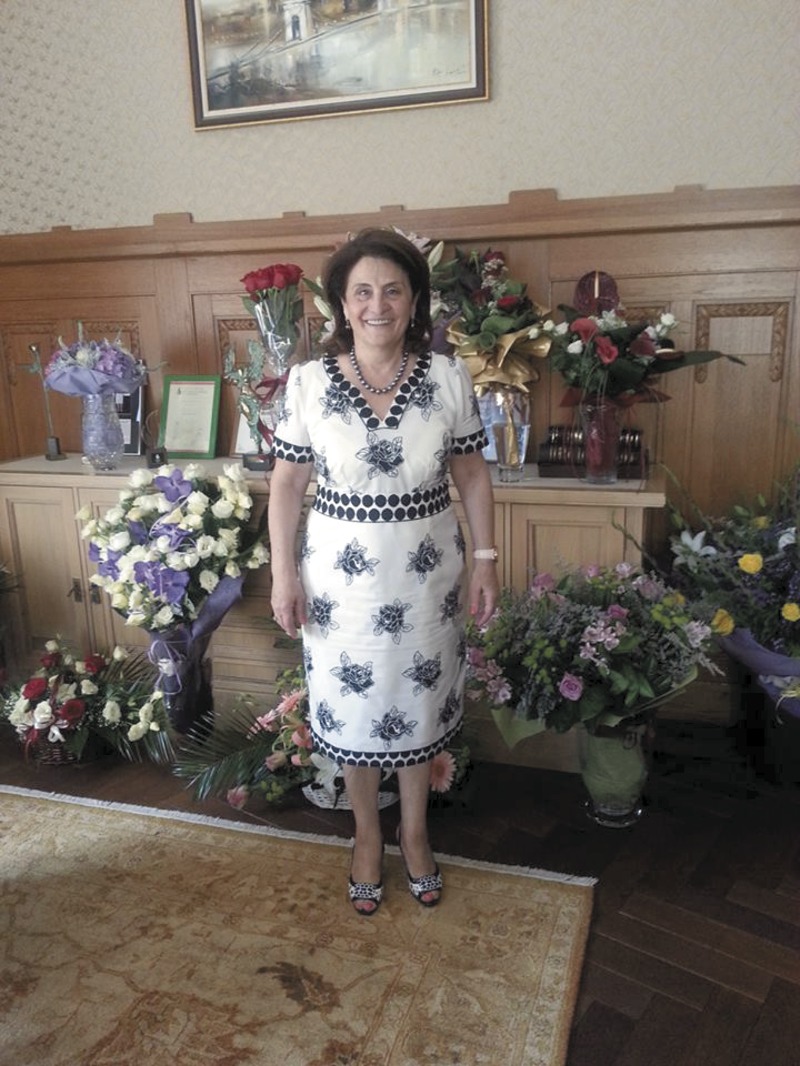 Виолина Маринова ще управлява Банка ДСК поне до 2018 г.