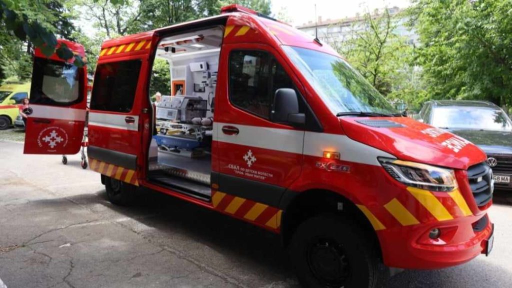 спешна помощ за деца, линейка