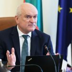 приказка за стълбата, премиерът Главчев
