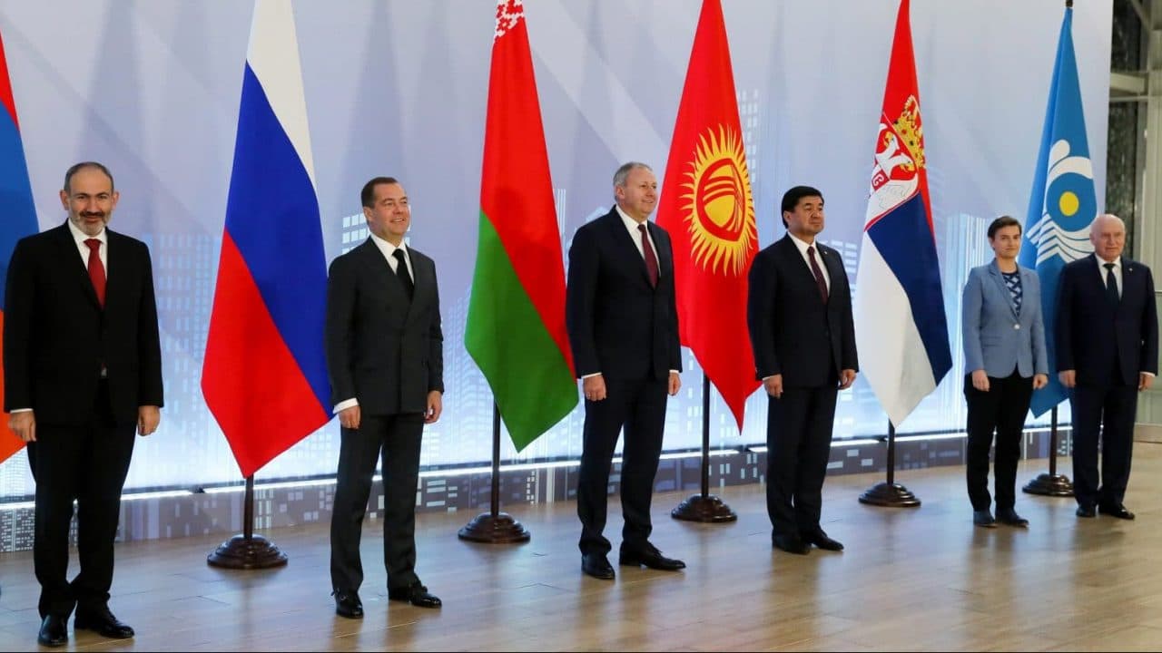 Сърбия подписа споразумение за свободна търговия с Евразийския съюз