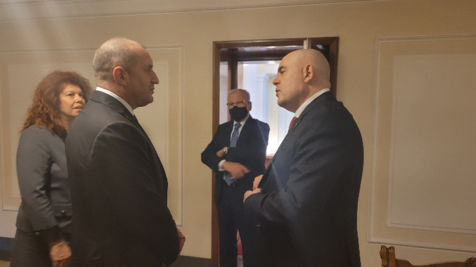 Румен Радев