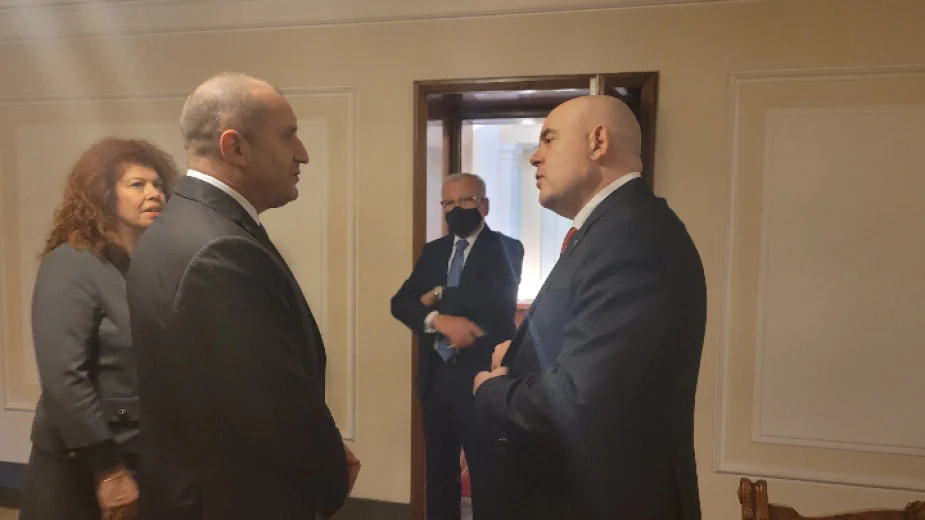 Румен Радев