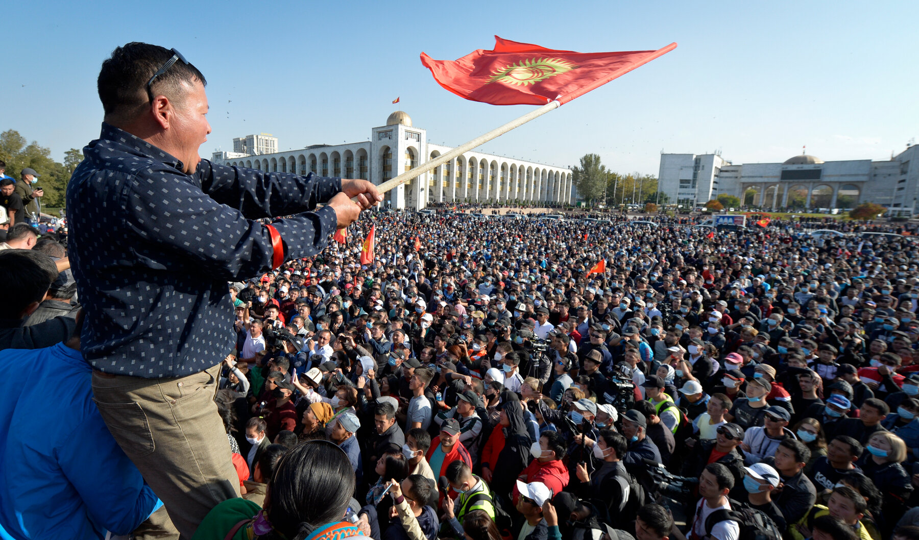 Киргизстан протести