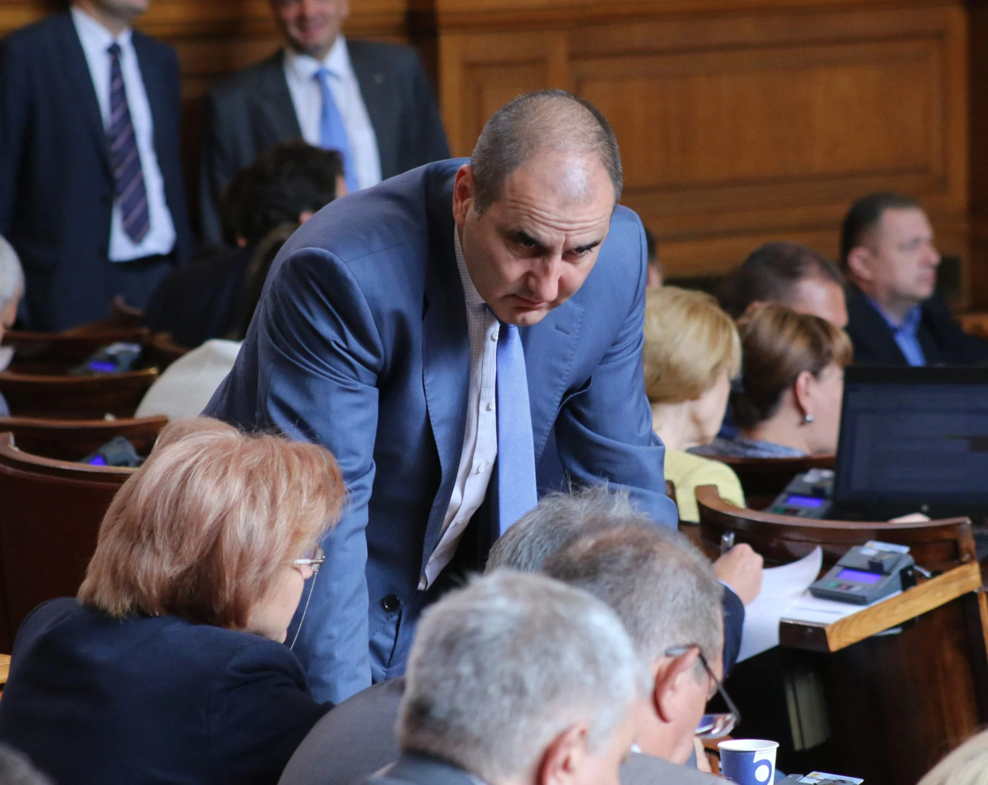 Парламент избор на нов председател на КФН  Менда Стоянова Цветан Цветанов