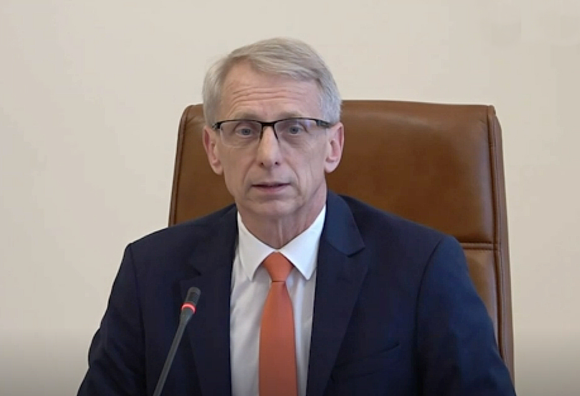 Николай Денков