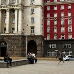 Вече втори час ЦИК не може да започне да приема документи за регистрация за вота на 27 октомври