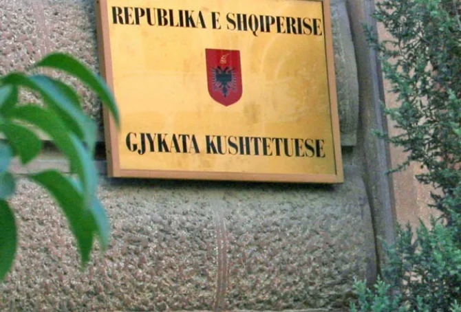 албания конституционен съд