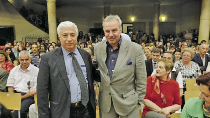 Двамата генерални директори на БНР - Валерий Тодоров (вляво) и Радослав Янкулов