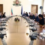 Служебният премиер Гълъб Донев се срещна с помощник-държавния секретар по енергийните ресурси на САЩ Джефри Паят