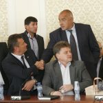 ПарламентПГ ГЕРБ се срещна с кметове от партията от цялата страна. Тема на срещата са проблемите в работата между местните власти и централната изпълнителна власт в Република България.Бойко Борисов