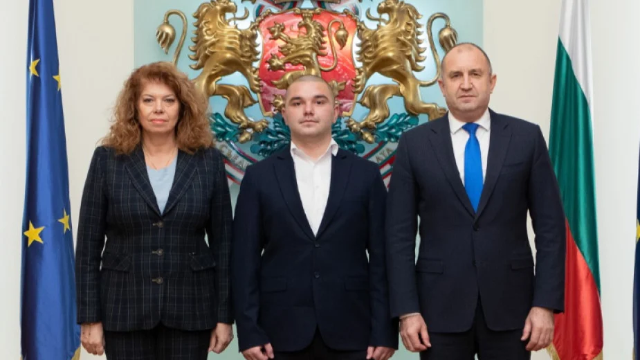 Вицепрезидентът Илияна Йотова