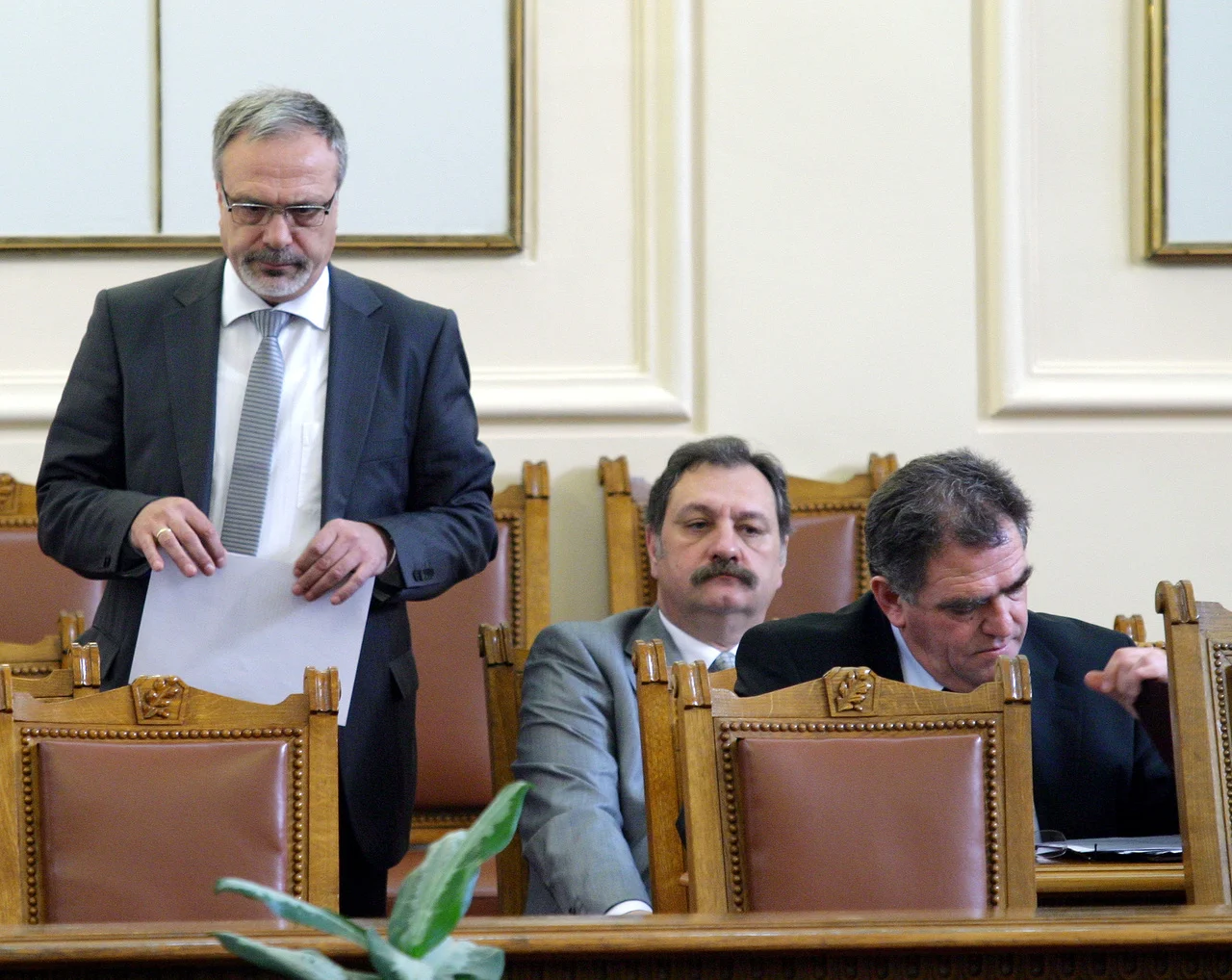 ПарламентАсен Гагаузов - министър на МРРБЕвгений Желев - министър на здравеопазванетоВалери Цветанов - министър на земеделието