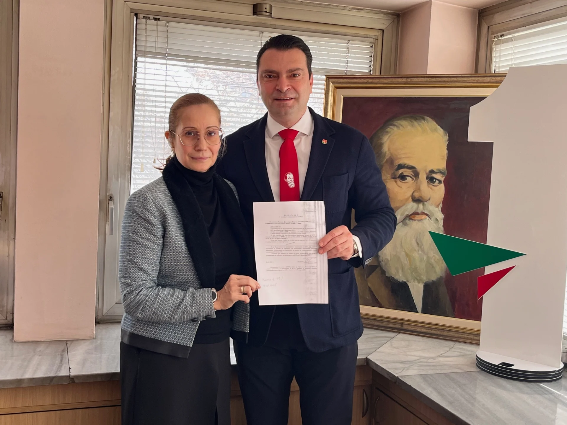 Калоян Паргов се регистрира като кандидат за прекия избор на председател на БСП