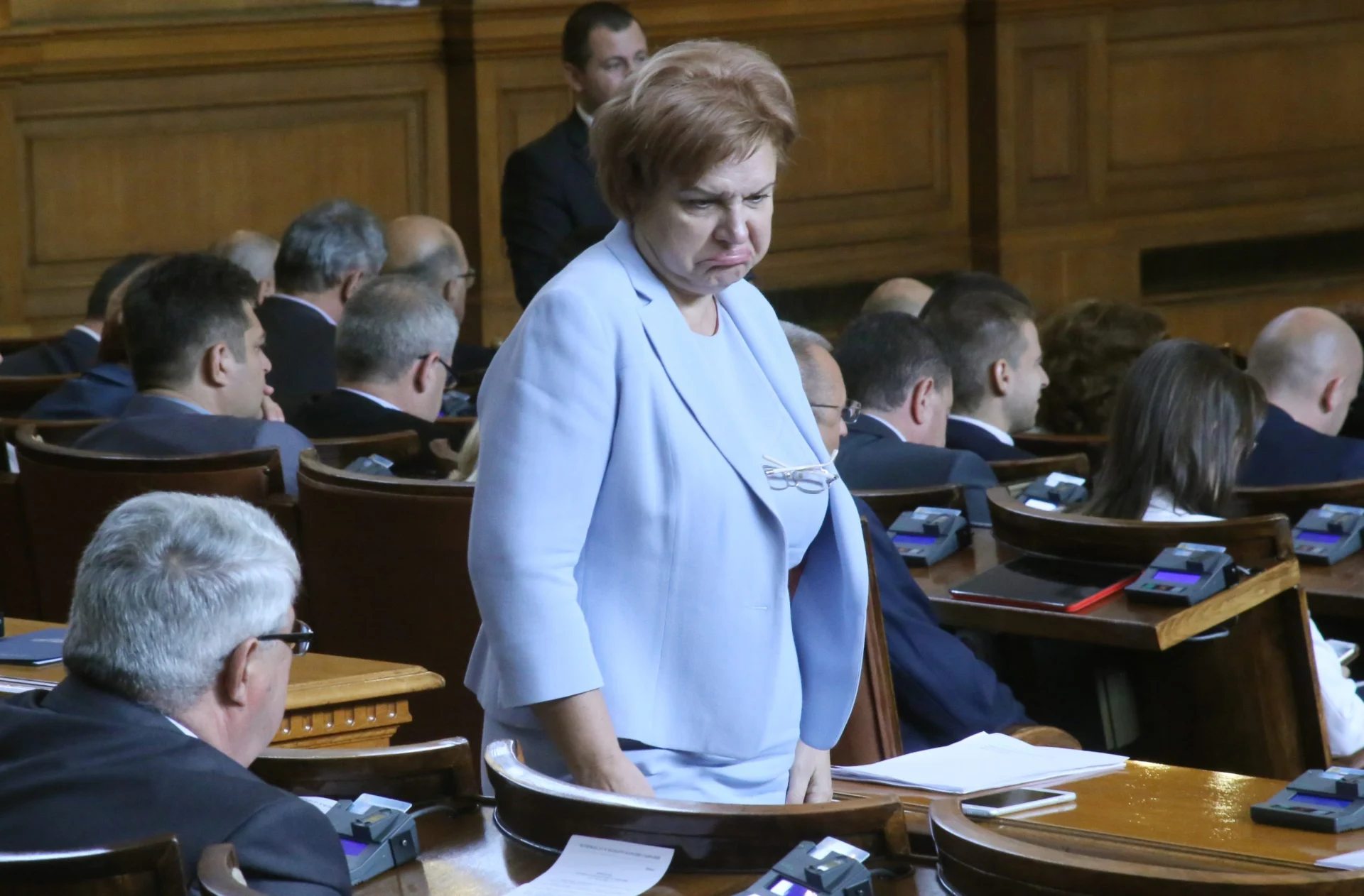Парламент Менда Стоянова