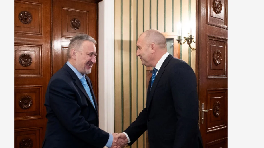 Президентът Румен Радев се срещна с бившия министър-председател (премиер) на РСМ Любчо Георгиевски