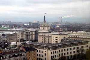 Опозицията смята, че кабинетът в оставка няма законово право да влиза в Съвета за мир