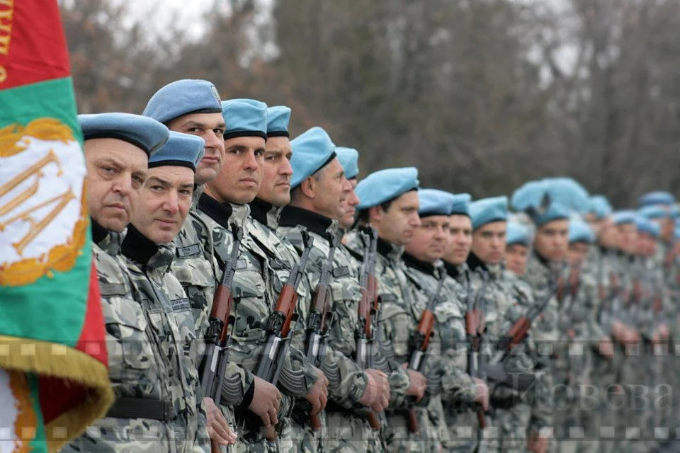 военнослужещите