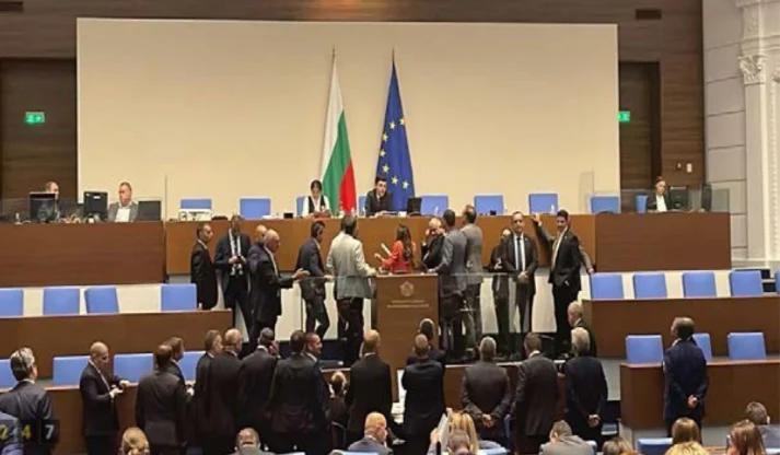 парламент