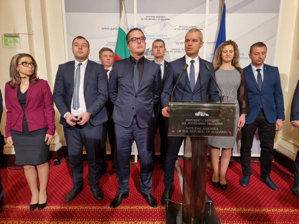 брифинг на "Възраждане"