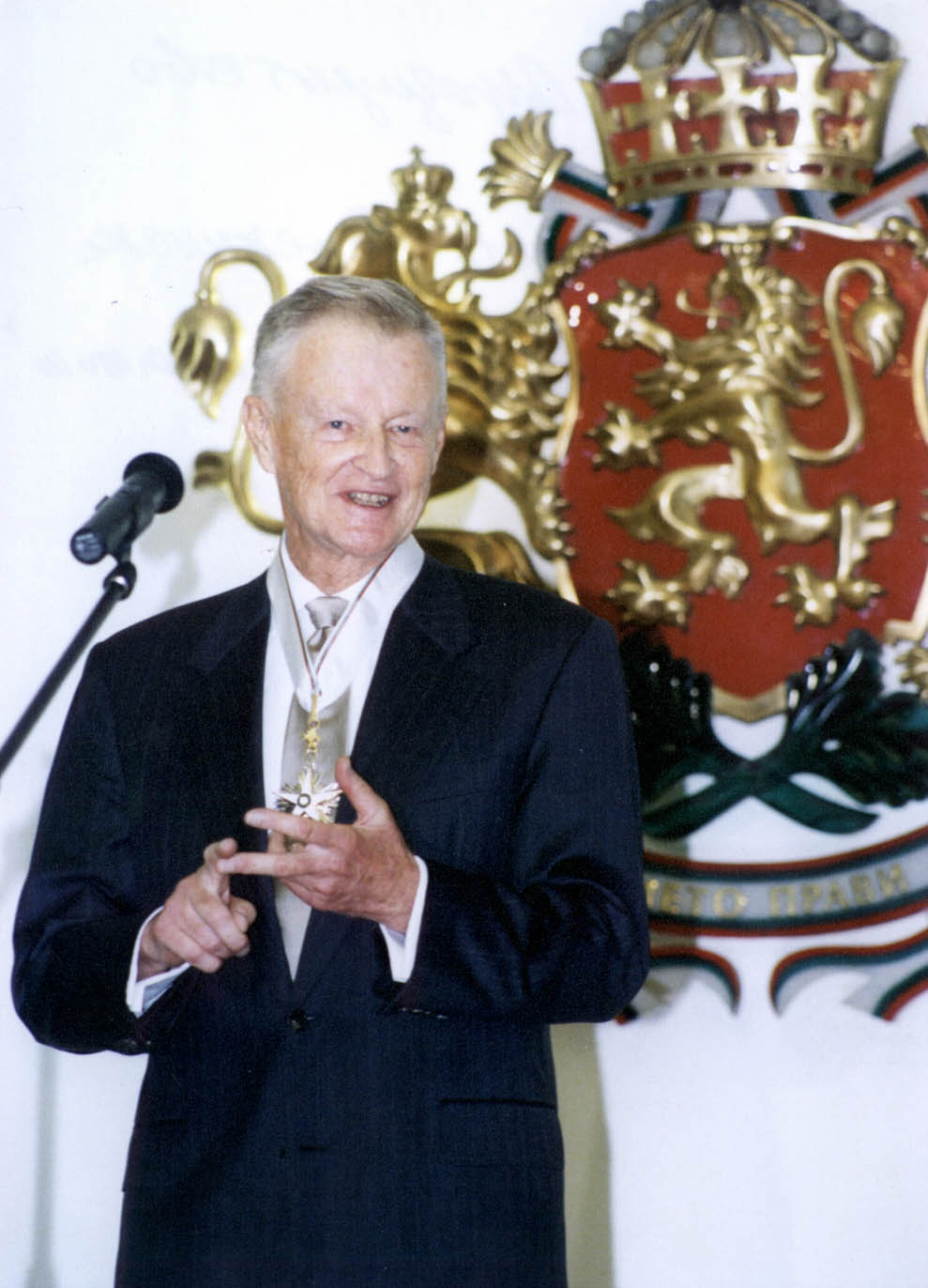 4.10.2001 г.ПрезидентствоЗбигнев БжежинскиОрден "Стара планина"