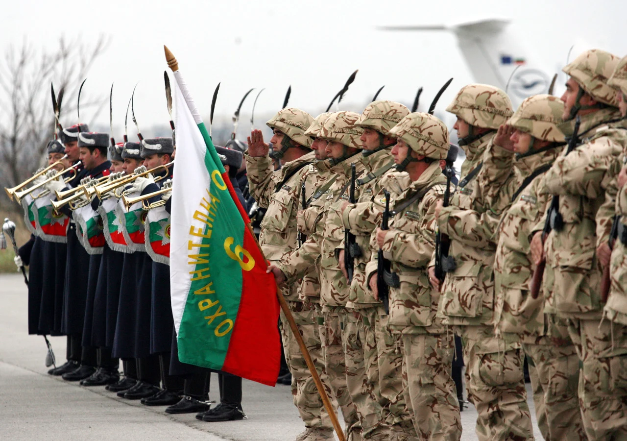 Летище СофияПосрещане на български военен контингент