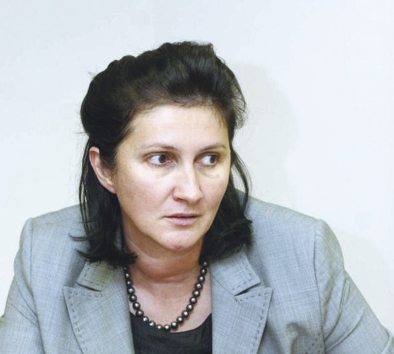 Бившата ръководителка на Дирекцията за застрахователен надзор (ДЗН) Даниела Конова не потвърди очакванията на прокуратурата.