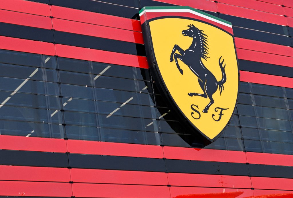 Ferrari планира да повиши с 10% цените на повечето си модели коли в САЩ