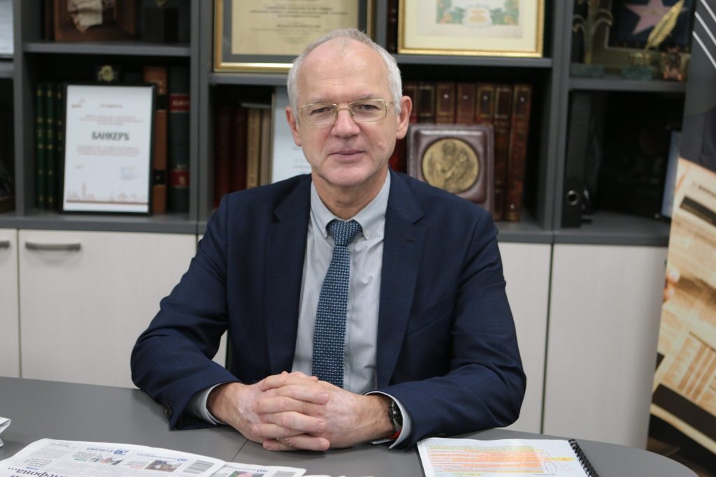 политиците, Васил Велев