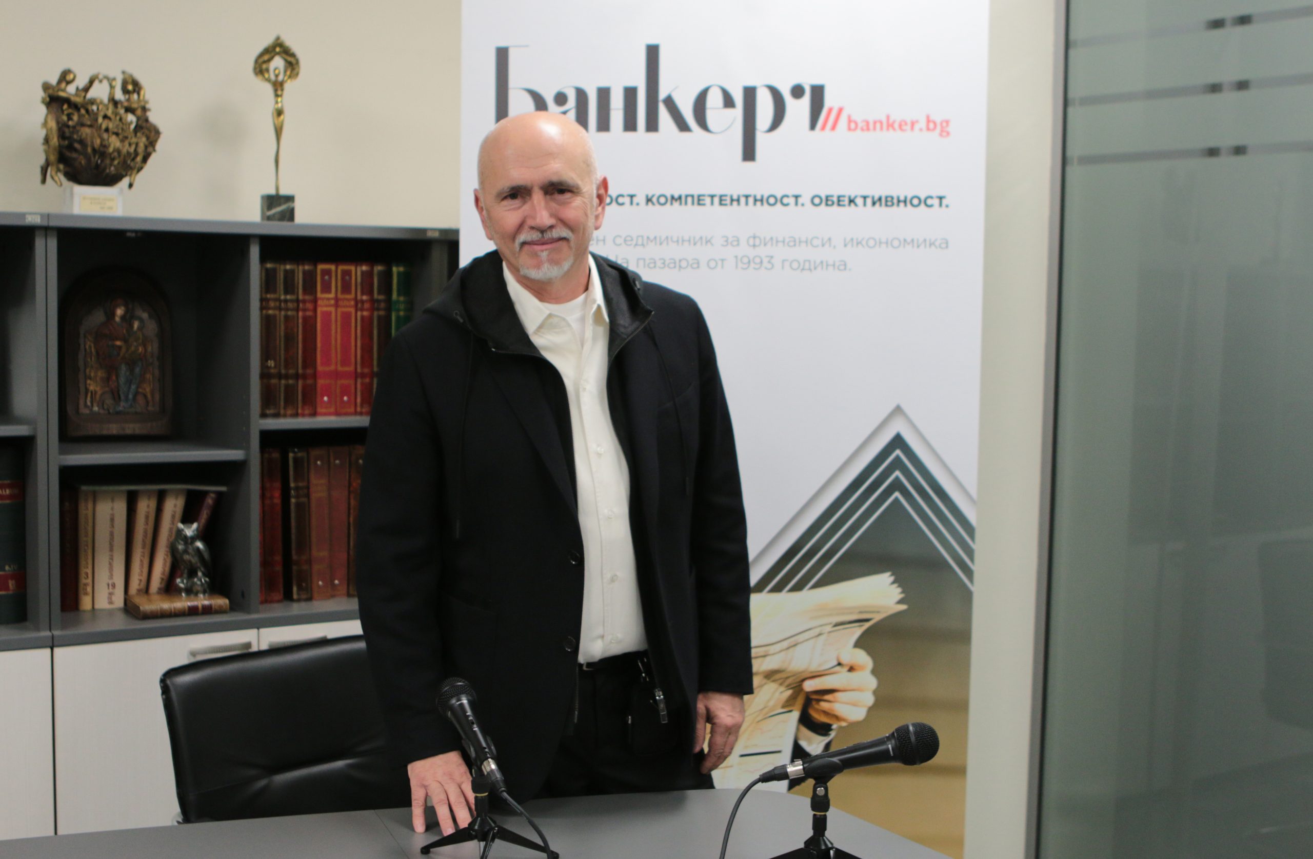 Николай Събев
