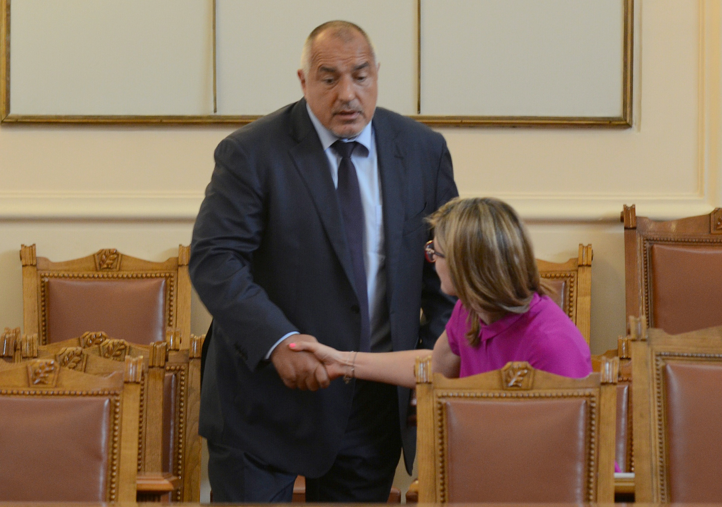 Парламент Екатерина Захариева