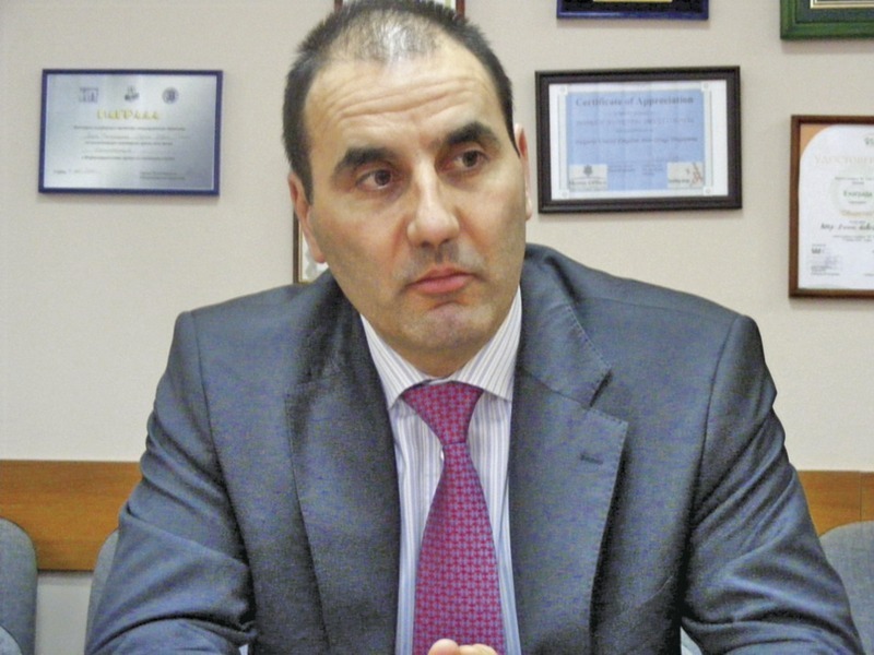 Цветанов прехвърли вината за нарушенията в процедурите по обществени поръчки в МВР на своите заместници.