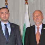 Началникът на ГУР на Украйна ген.-майор Кирило Буданов (вляво) и министърът на отбраната Тодор Тагарев.