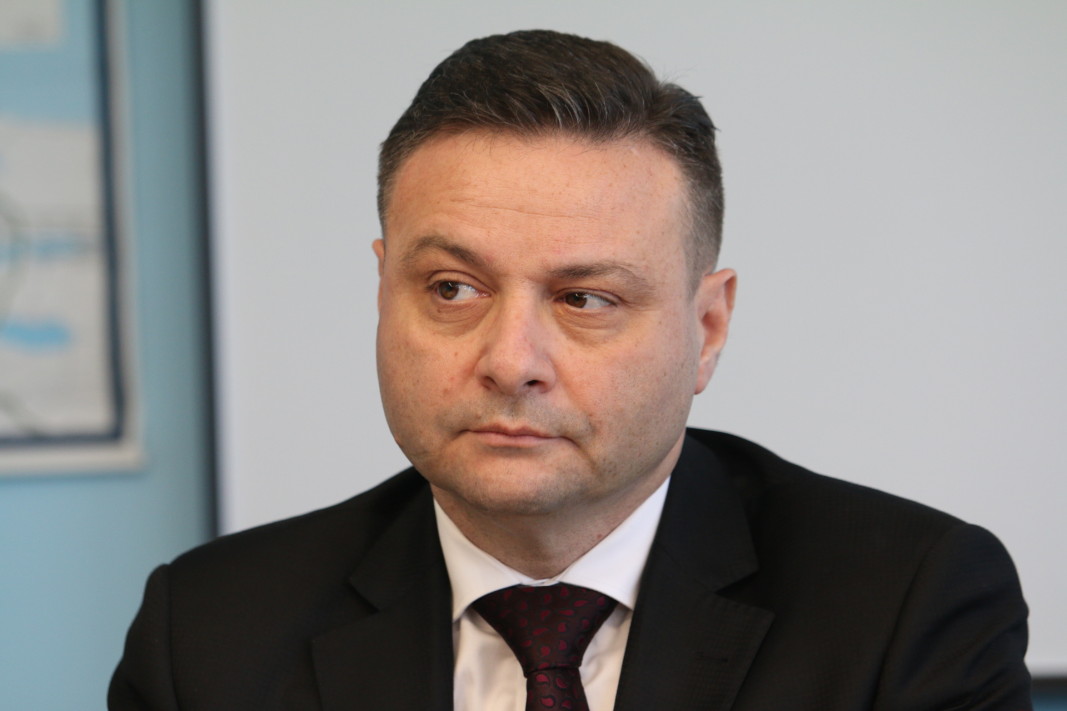 Александър Александров
