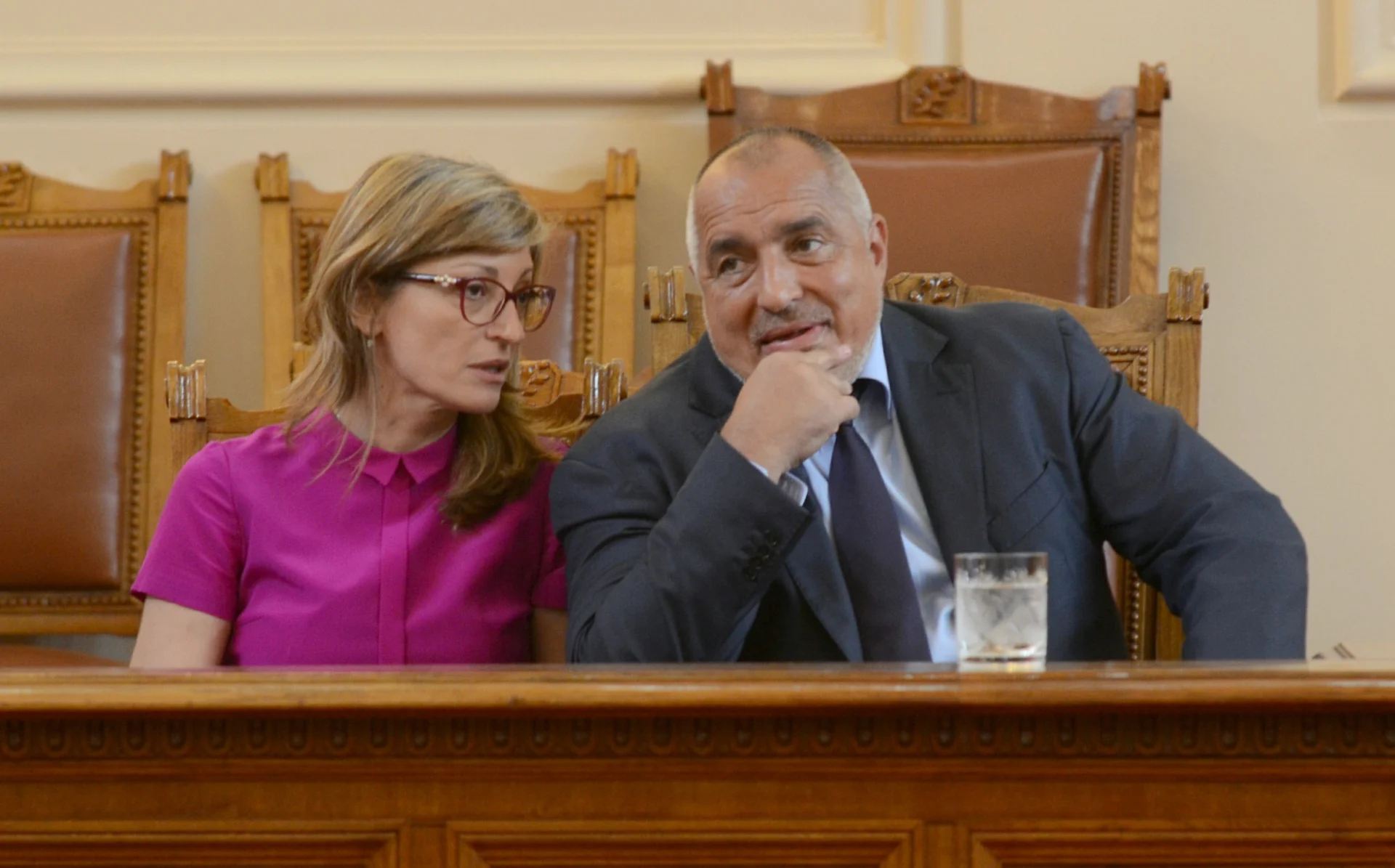 Парламент Екатерина Захариева