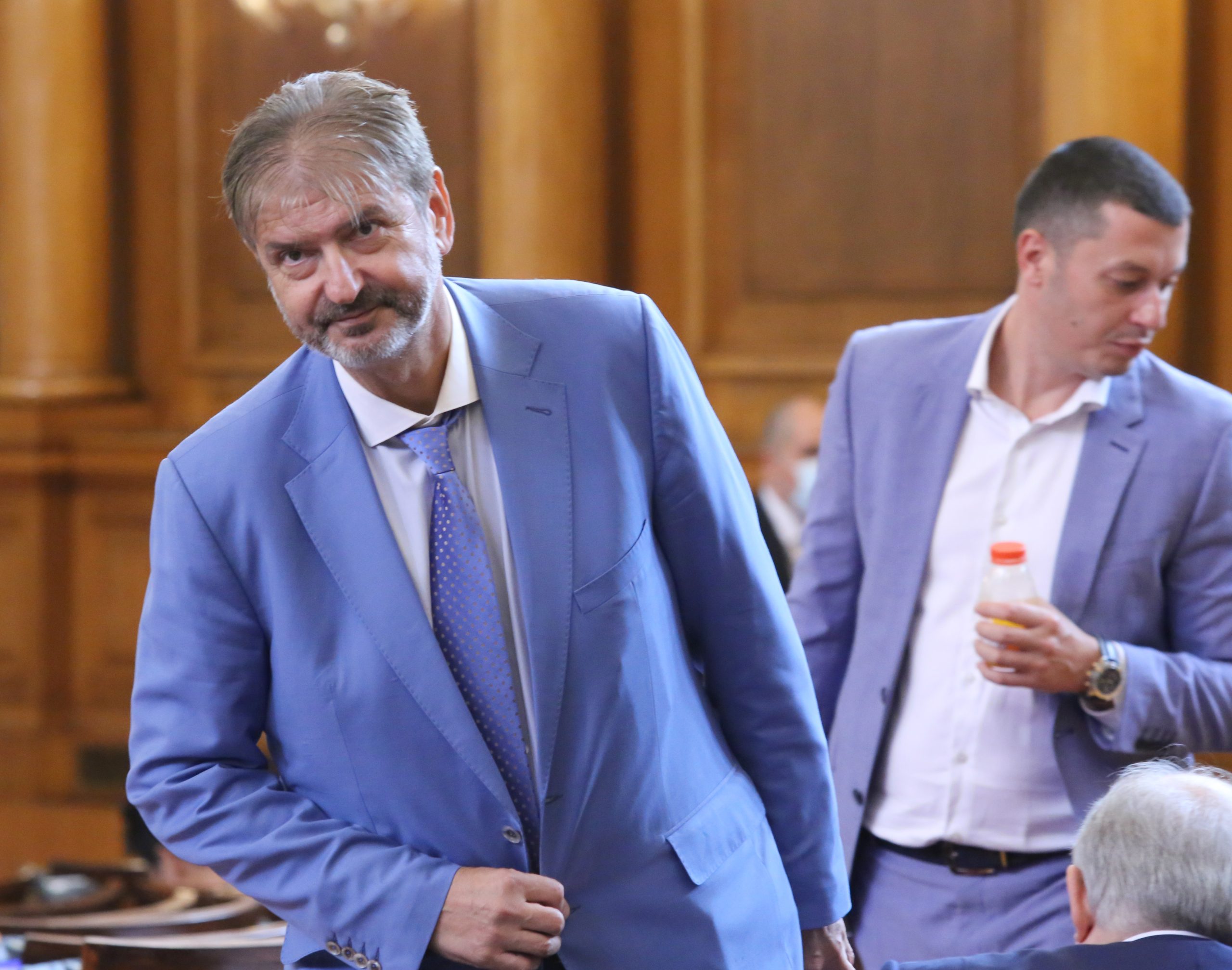 Парламент Лъчезар Иванов