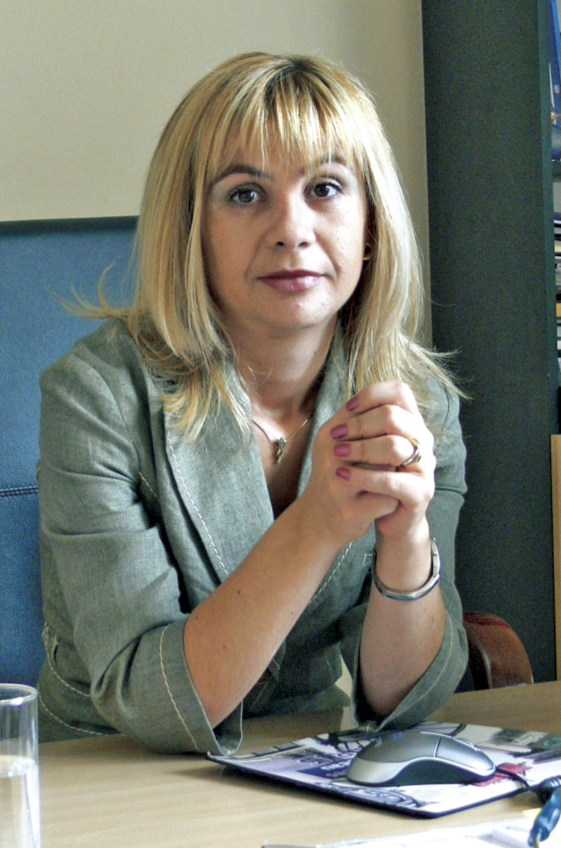 Людмила Елкова