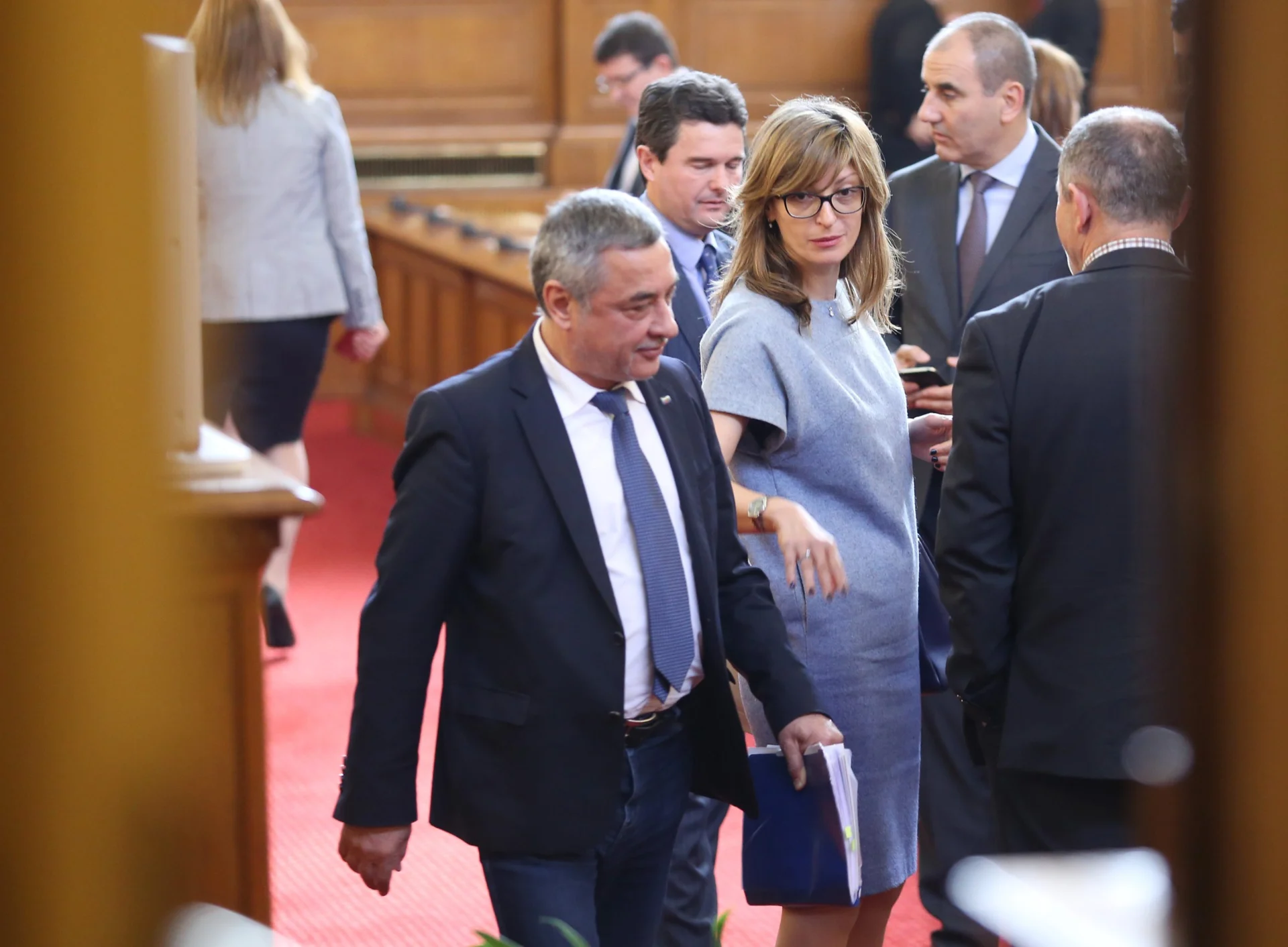 Парламент Валери Симеонов