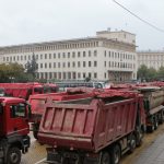 протест в подкрепа на пътно-строителния бранш в страната пътни строители