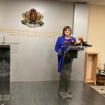 Корнелия Нинова