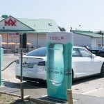 автомобили Tesla