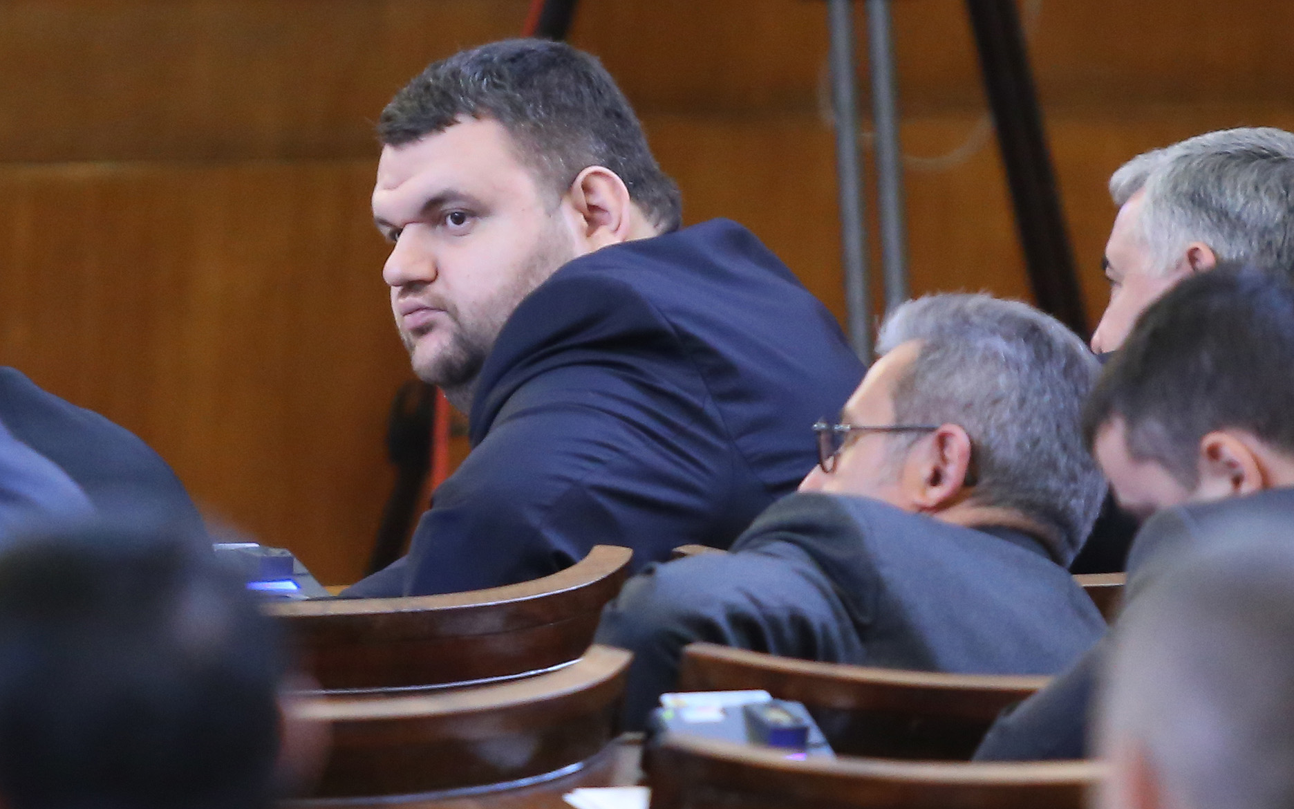 Парламент Делян Пеевски