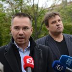 Ангел Джамбазки прави тест за наркотици