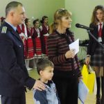 деца пари катстрофи