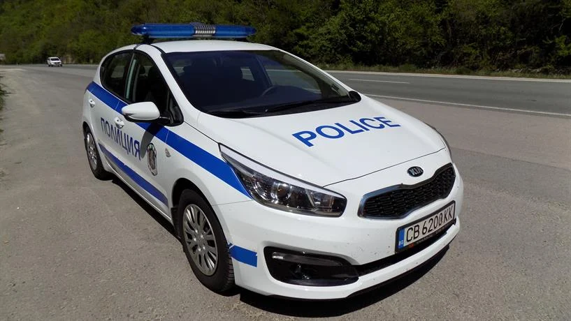 полицейска кола
