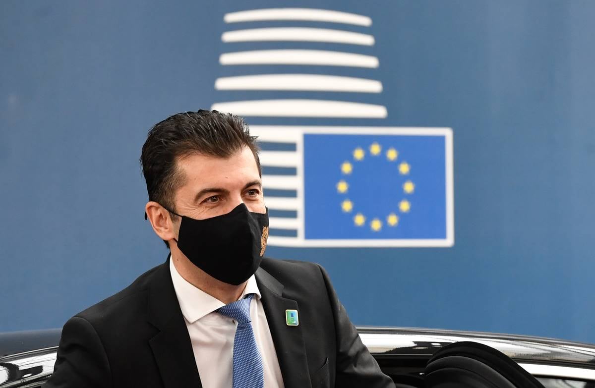 Кирил Петков