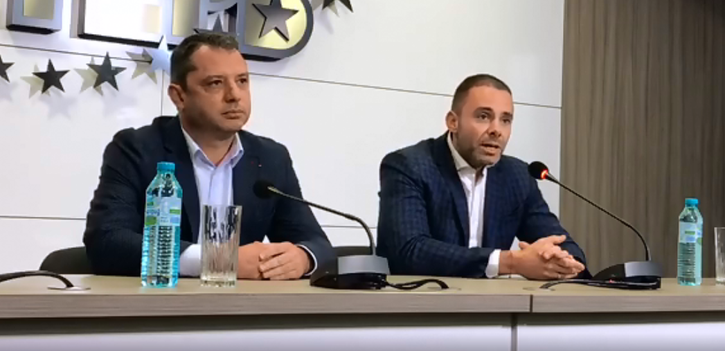 Александър Ненков Делян Добрев