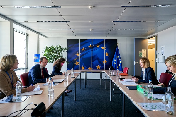 фандъкова срещи в Брюксел с еврокомисари