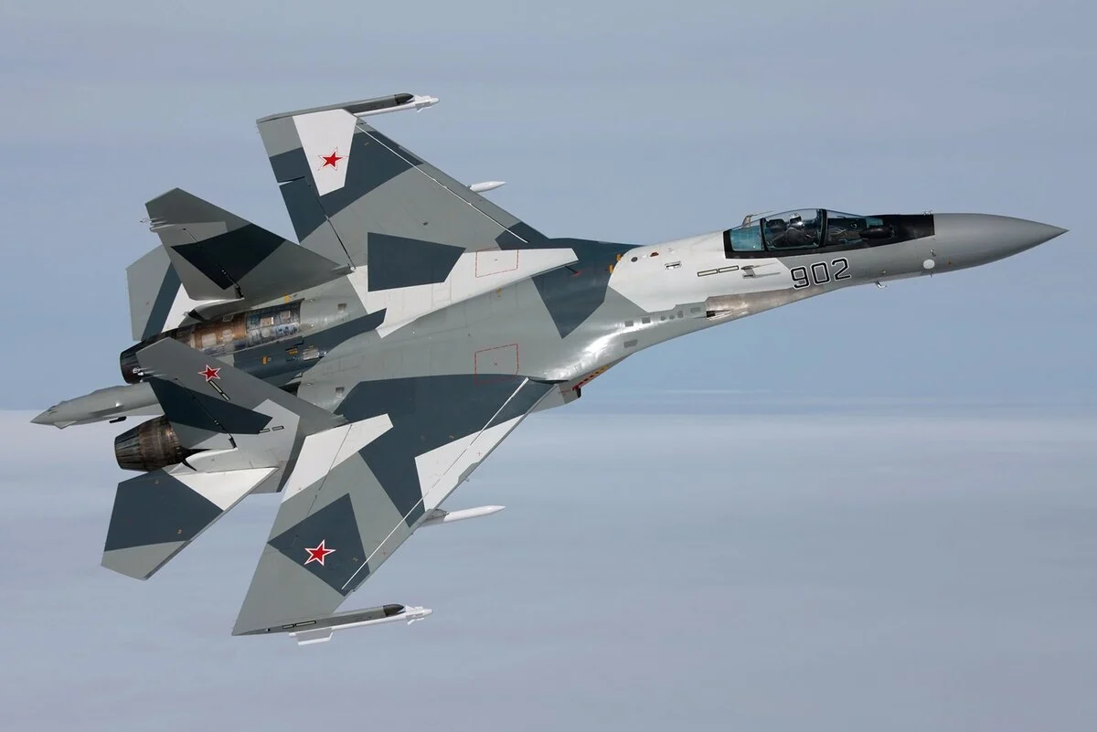 Руски изтребител русия су-35