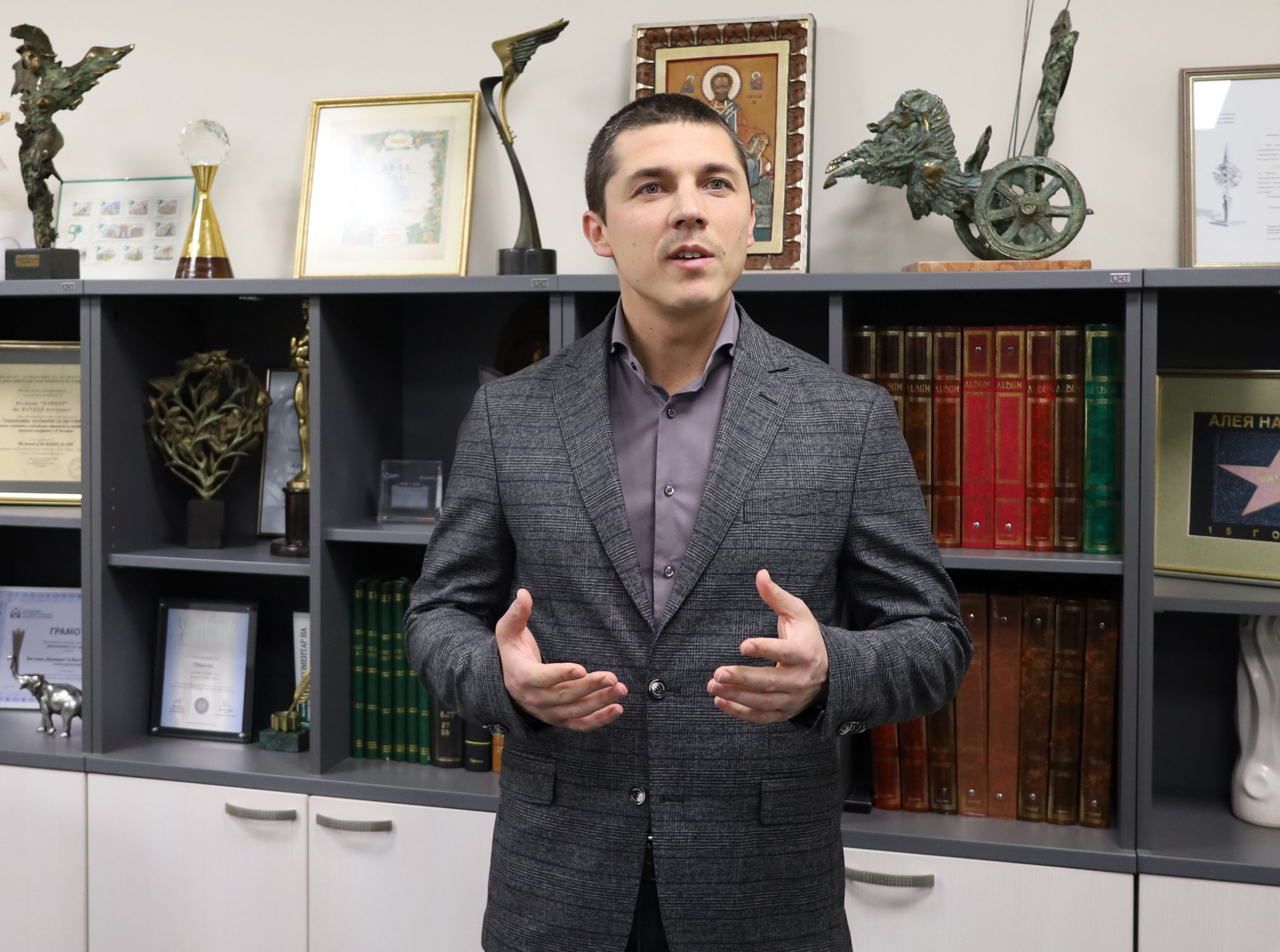 Мирослав Иванов