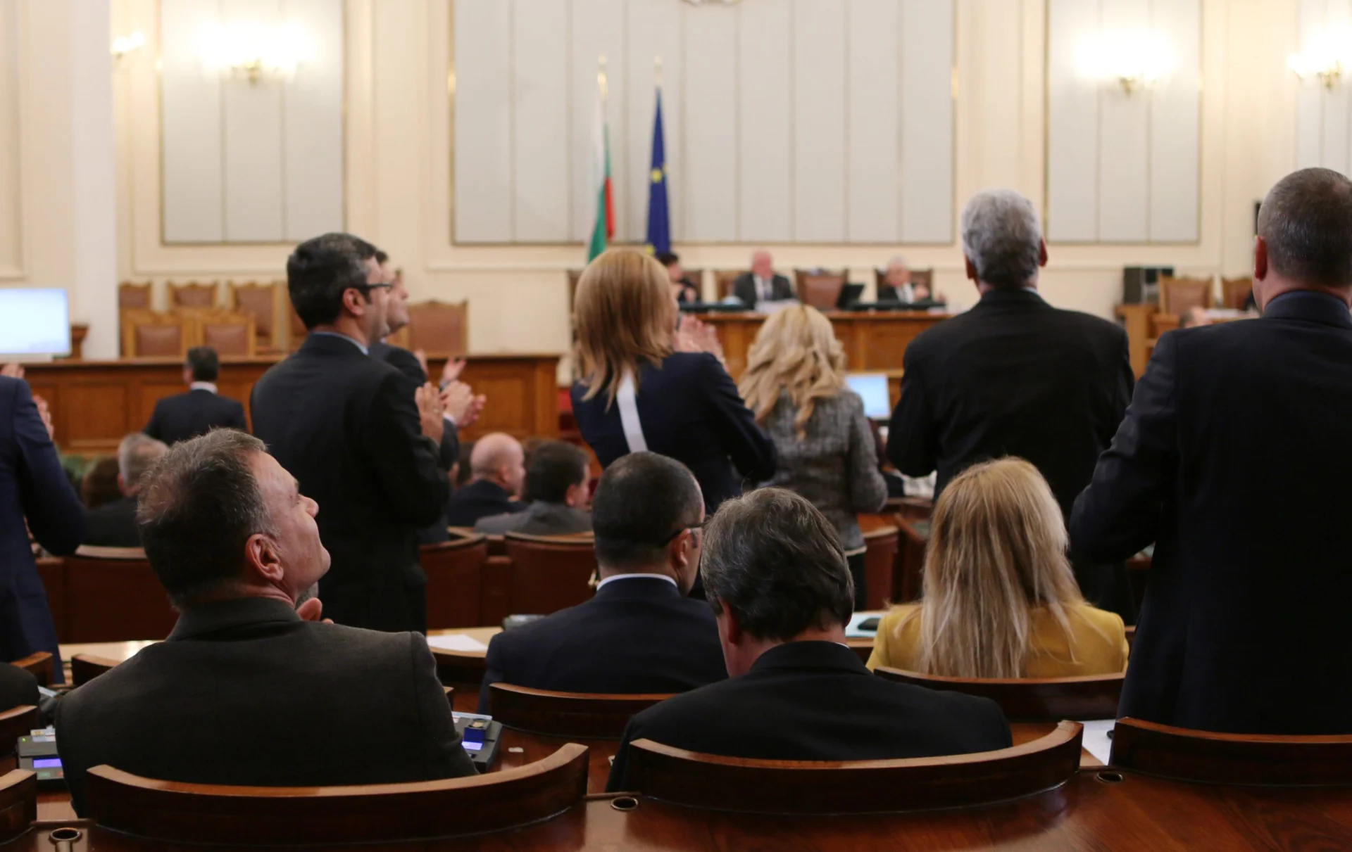 Парламент